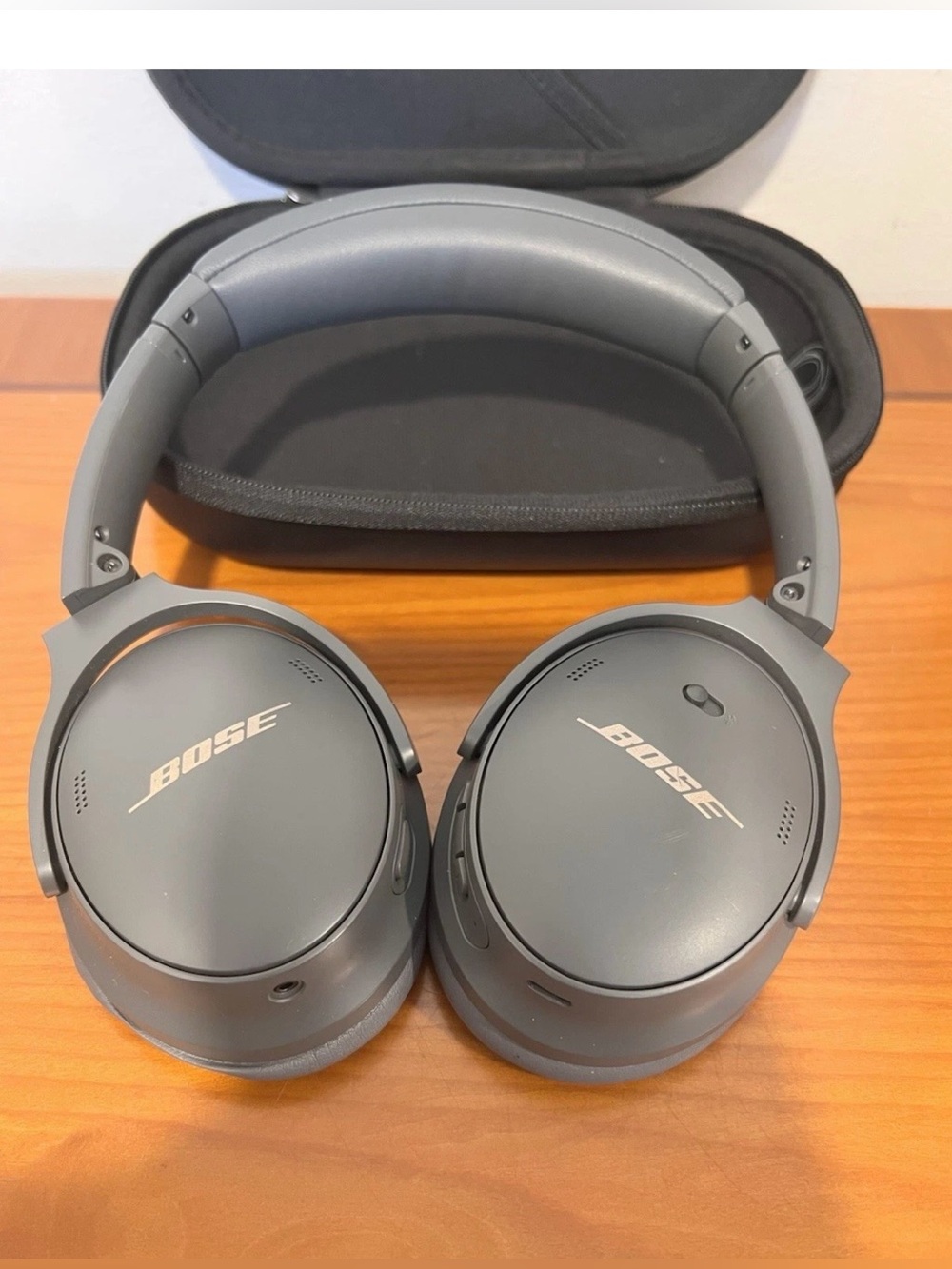 Bose Quiet Comfort 45 Noise Cancelling Headphones Over The Ear QC45 Works - Picture 2 of 7